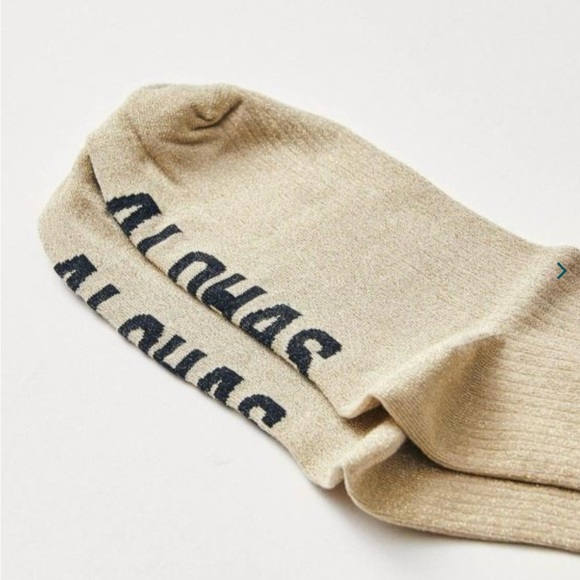💥PRICE DROP💥 Alohas Ava Shimmer Gold Socks-NWT - Picture 5 of 8